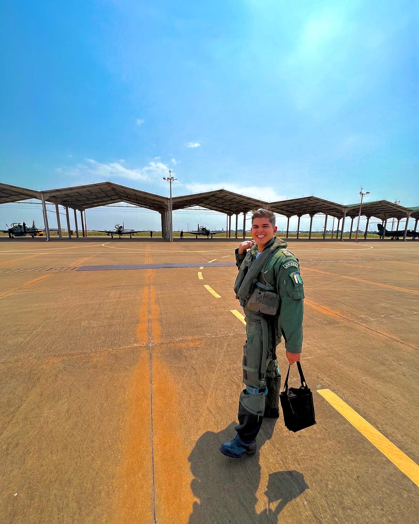 59242640-0D7D-4D4E-8A71-F708D10CA7BF